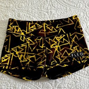 Fleo 3.25 yellow and black worn once!